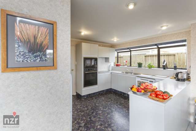 35 Springdale Grove Fitzherbert_3