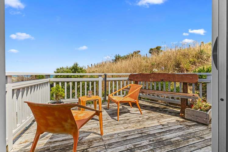 53 North Street Mokau_13