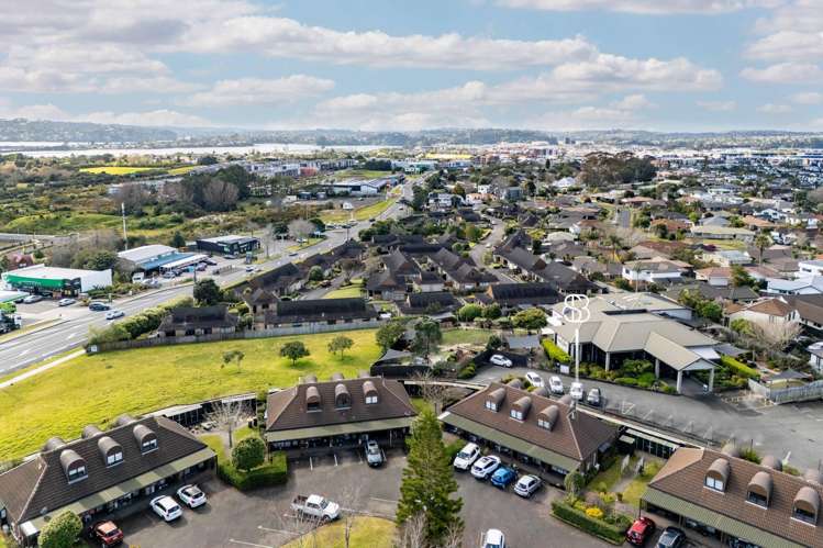 16/327 Hobsonville Road Hobsonville_17