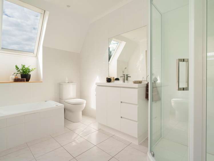 8/3 Leinster Avenue Mt Maunganui_13