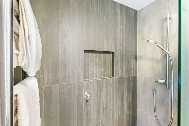 1/4 Wickstead Place Massey_10