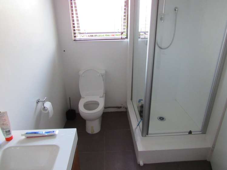 2/26 Scarborough Terrace Parnell_5