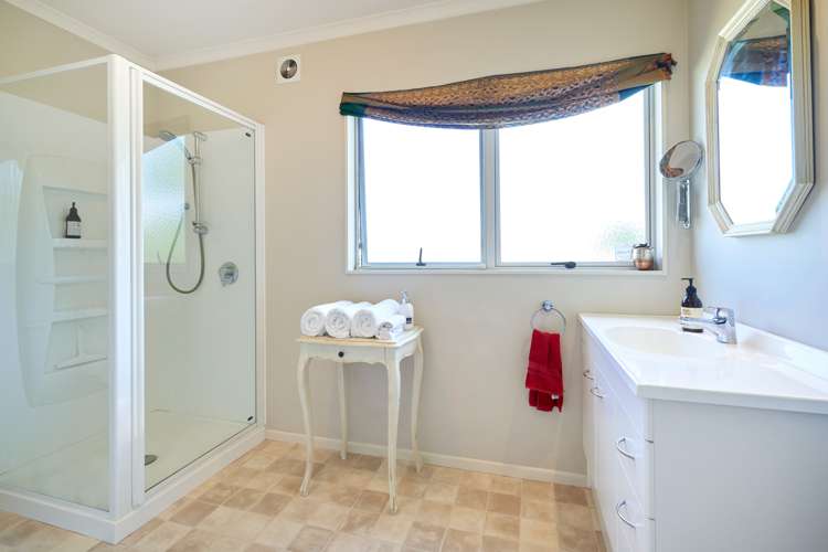 48 Georges Drive Napier South_10