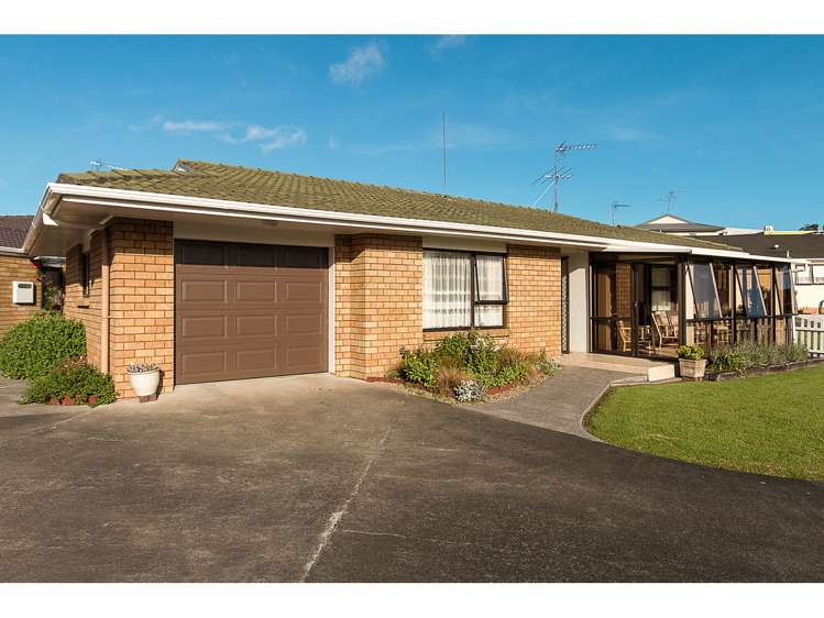 8a Civic Place Waiuku_9