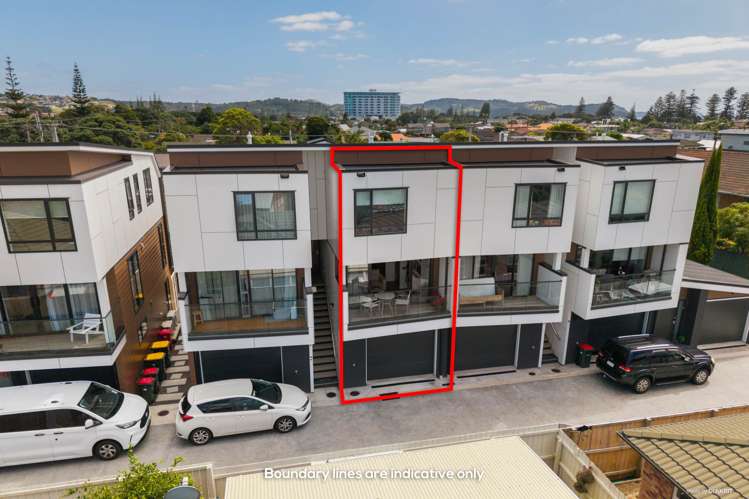 6/35 Centreway Road Orewa_14