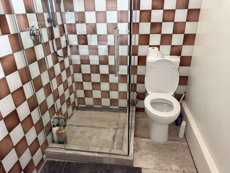 11 Castle Drive Epsom_2