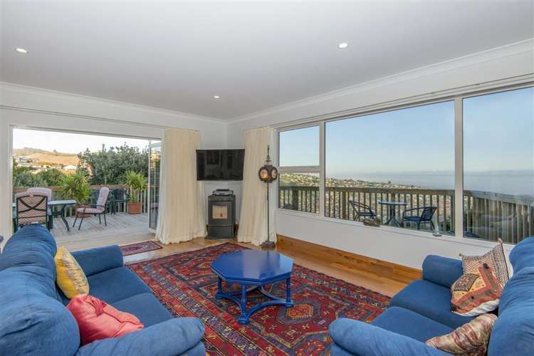 100 Huntsbury Avenue Huntsbury_4