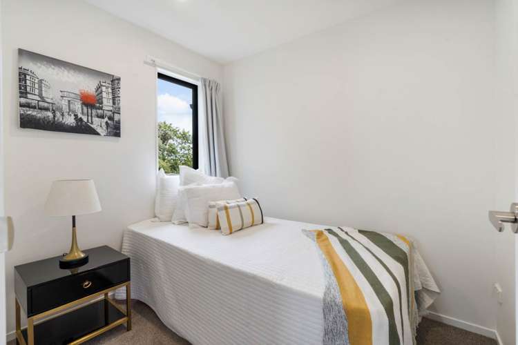 1/31 Reid Road New Lynn_7