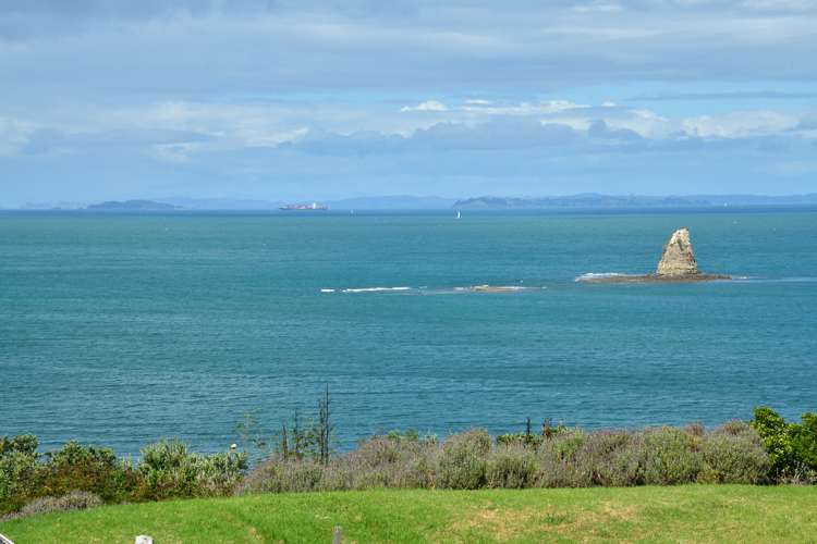 1017 Whangaparaoa Road Tindalls Beach_20