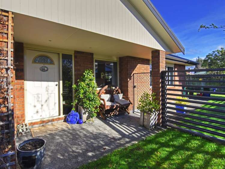 13 Nash Place Masterton_16