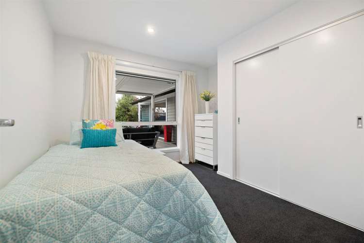 43 Kingfisher Crescent Albert Town_10