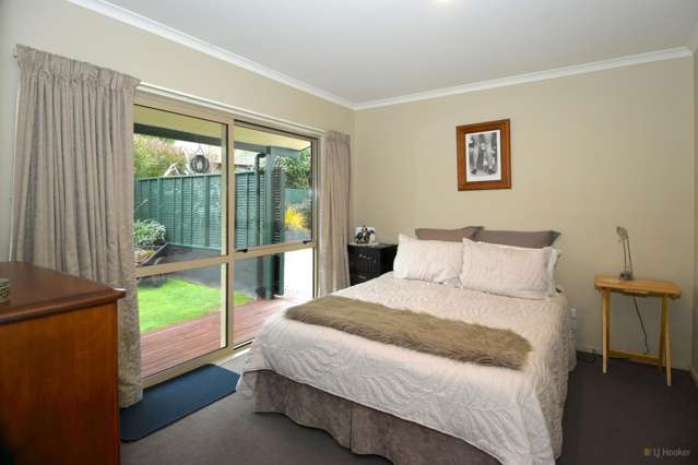 17a Livingstone Street West End_2