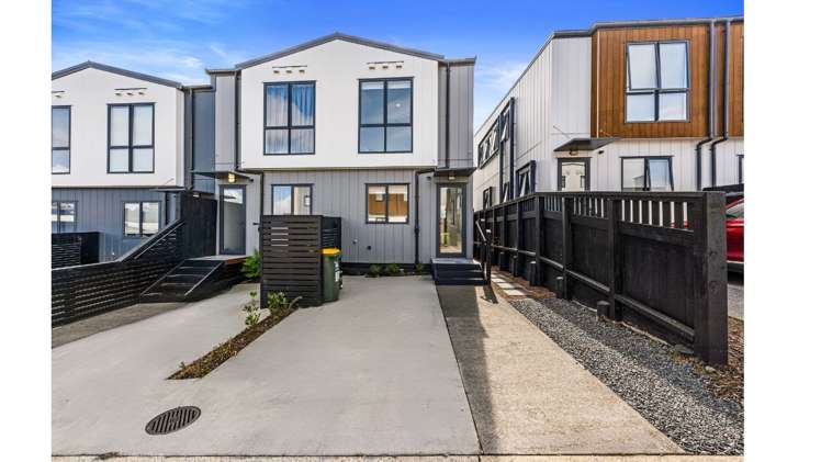 21 Canna Street Totara Park_9