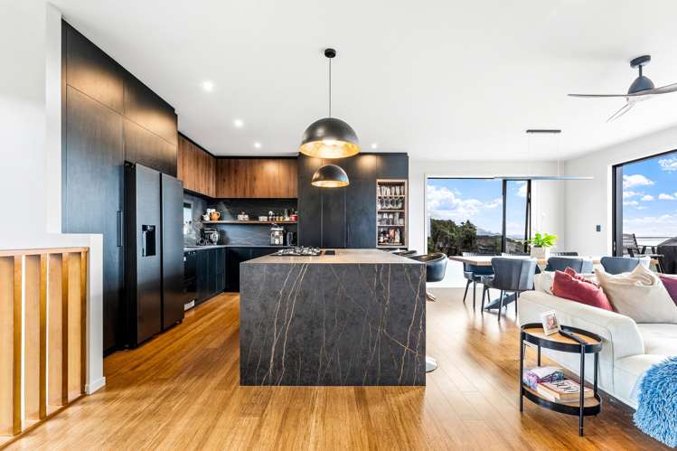 1570 Cove Road Mangawhai_10