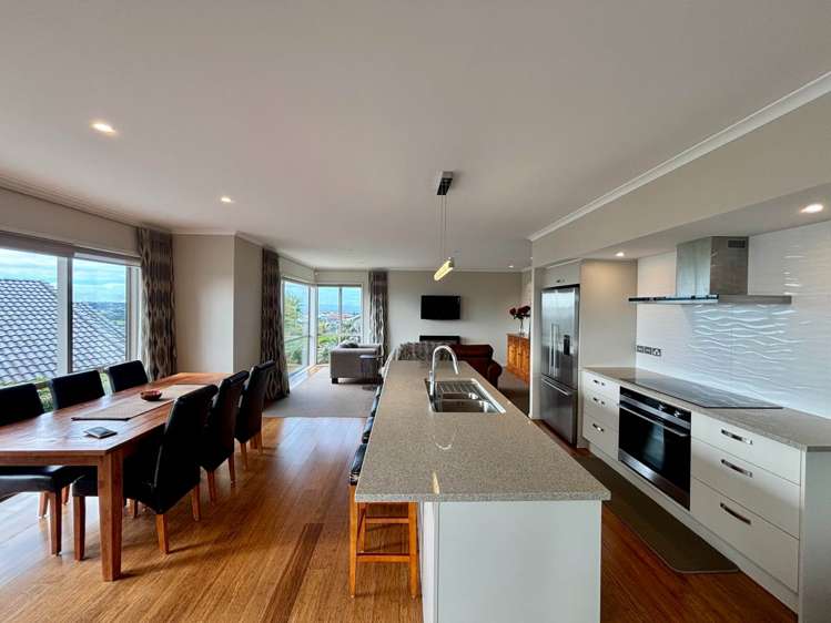 9 Woodridge Drive Stanmore Bay_4