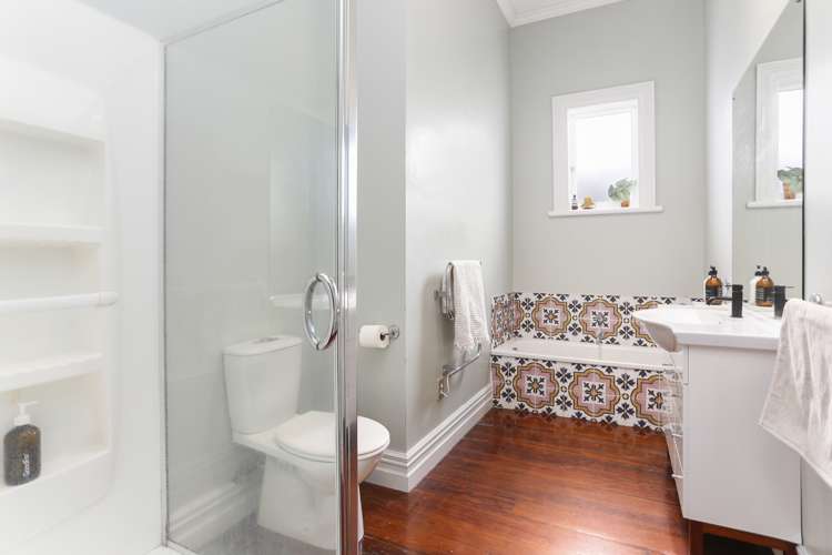 2 Kawerau Avenue Devonport_11