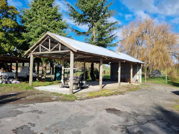 Part, 143 Hall Road Fitzroy_1