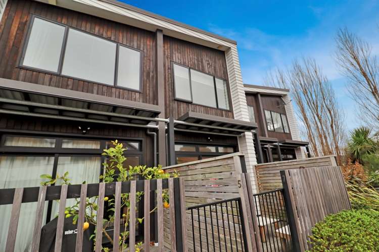 7 Glen Evans Crescent_0
