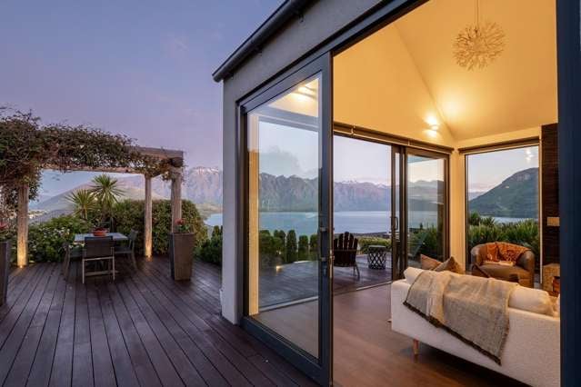 1 Whitbourn Place Fernhill/Sunshine Bay_1