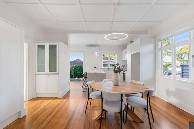 85 Kiwi Road Point Chevalier_12
