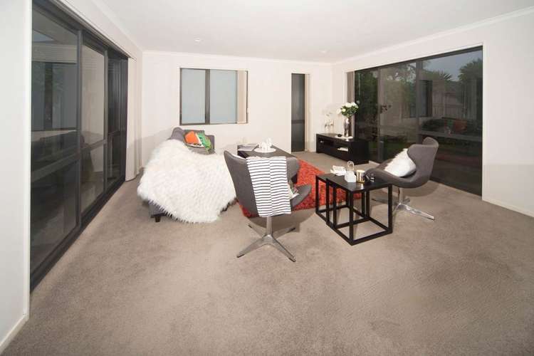 44 Huntington Park Drive Greenhithe_1