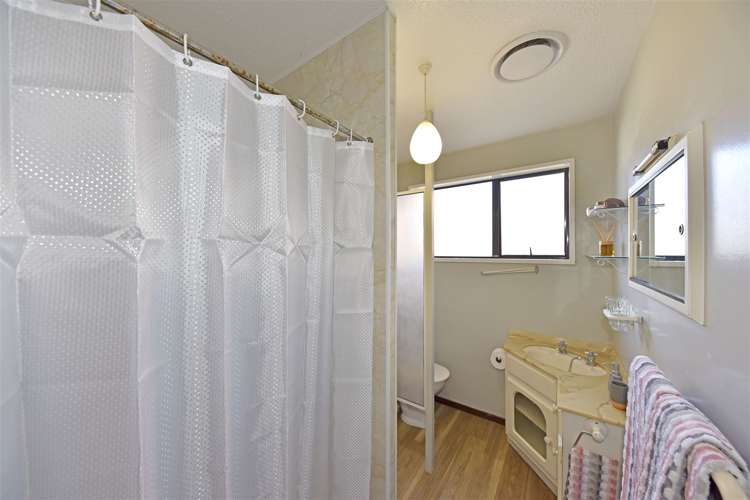 1/50 Nayland Street Sumner_13