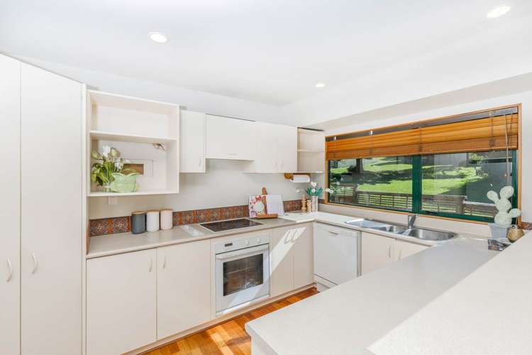 2/10 East Coast Road Milford_16