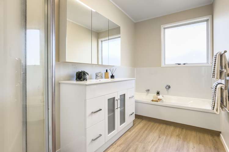 1 Pixie Place Pakuranga Heights_10