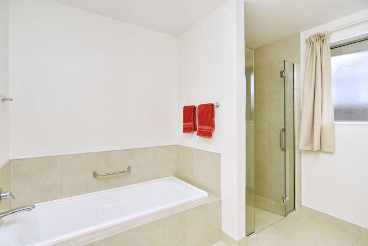 15 Chedworth Avenue Bishopdale_13