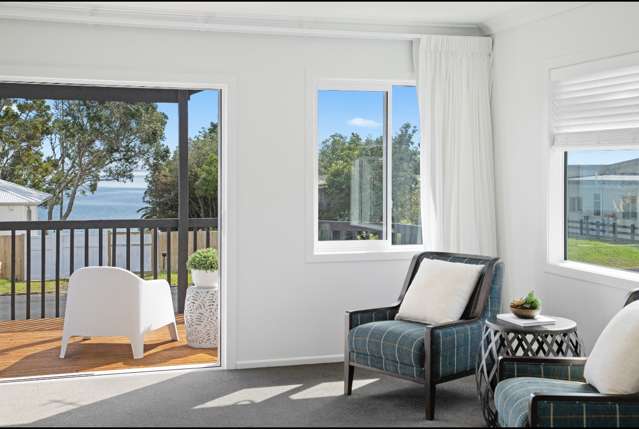 11 Crispe Road Clarks Beach_3