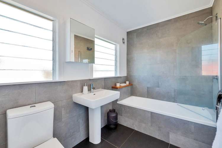 1/30 Park Road Glenfield_15