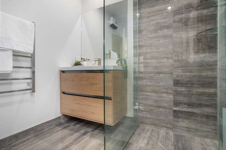 65 Johnstone Drive Fitzherbert_15