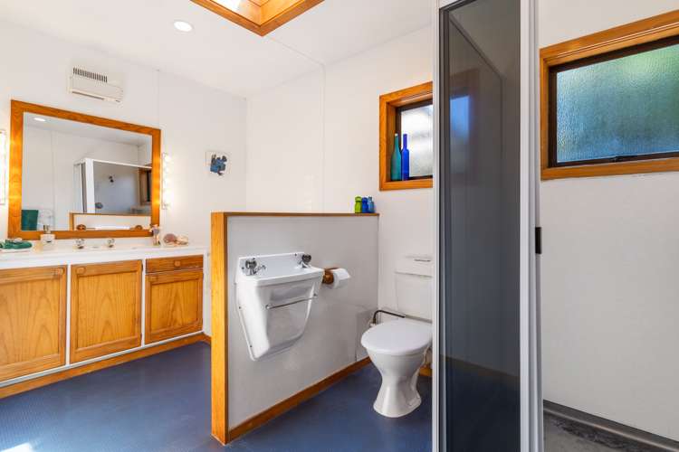 21 Taraire Road Titirangi_12