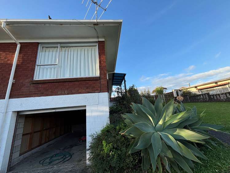 1/6 Hedge Row Sunnyhills_10