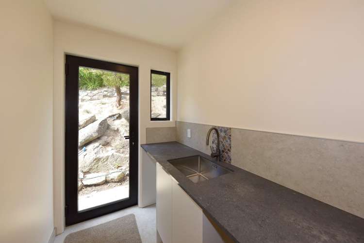  16 Hurst Seager Lane Clifton_17