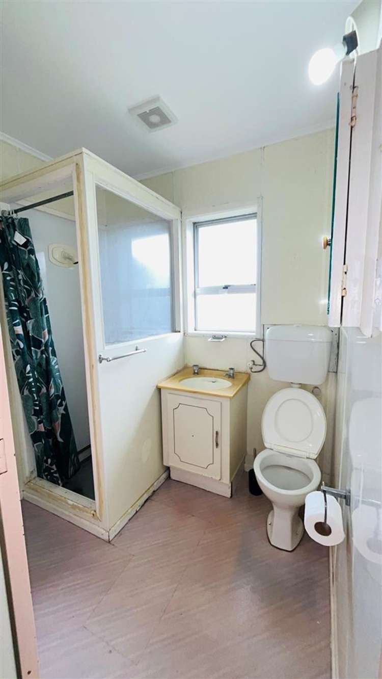 29 Vodanovich Road Te Atatu South_7