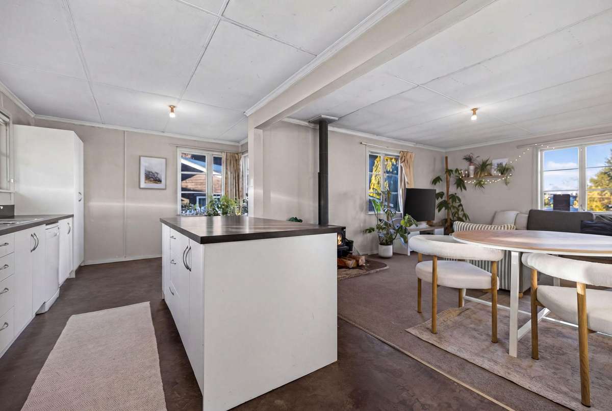 6 Johnson Place_3