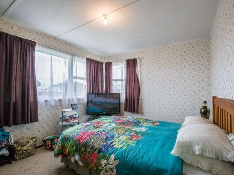 607 Huia Street Camberley_8