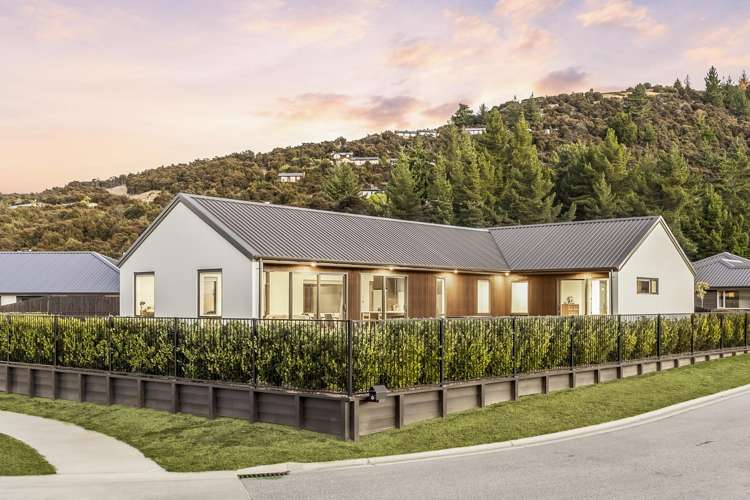 19 Pounamu Avenue Wanaka_1