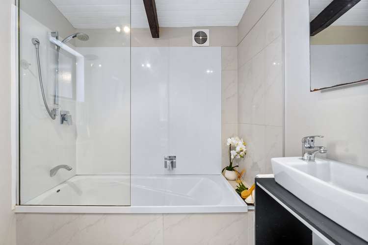 86 Ardern Avenue Stanmore Bay_13