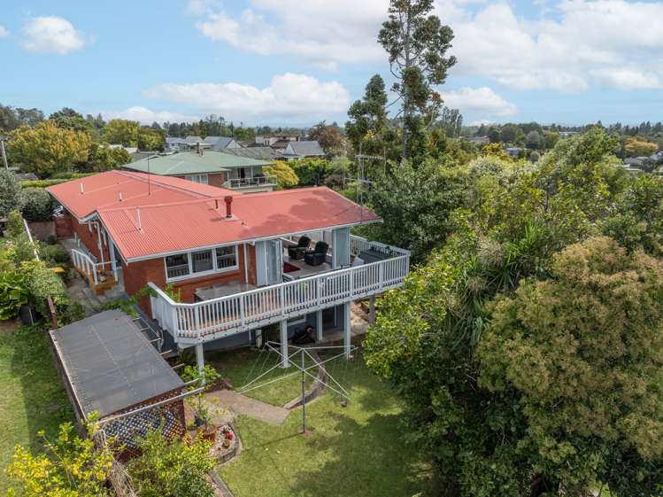 329 Cobham Drive Hillcrest_25