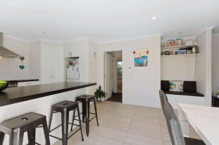 24 Leet Crescent Papamoa_11