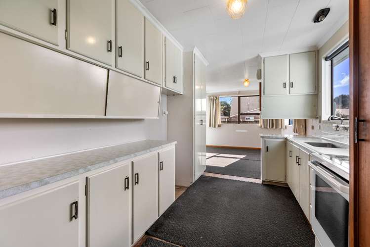 209 Parklands Avenue Bell Block_6