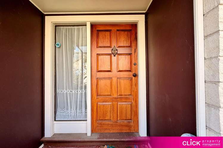 77 Highcliff Road 10255_16