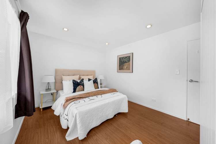 13A Gosford Drive Botany Downs_10