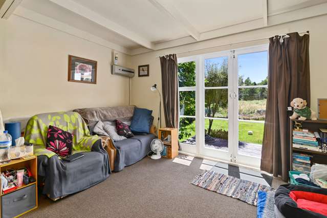 17b Charles Road Hannahs Bay_1