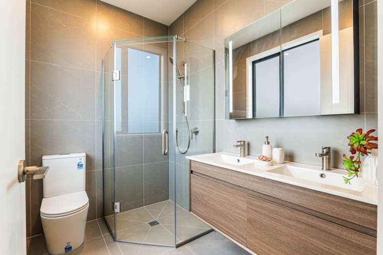70 Huanui Drive Orewa_9