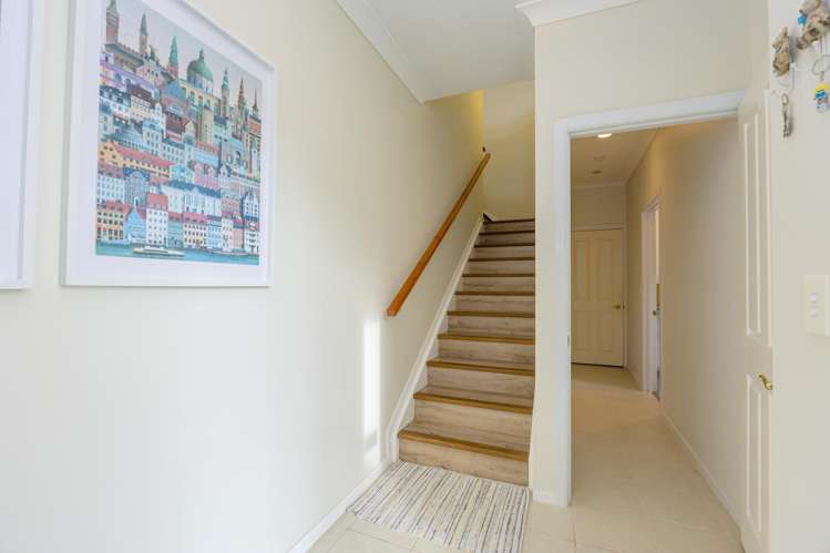 8 Greenway Rise Gulf Harbour_10