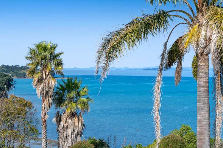 1023 Whangaparaoa Road Tindalls Beach_11