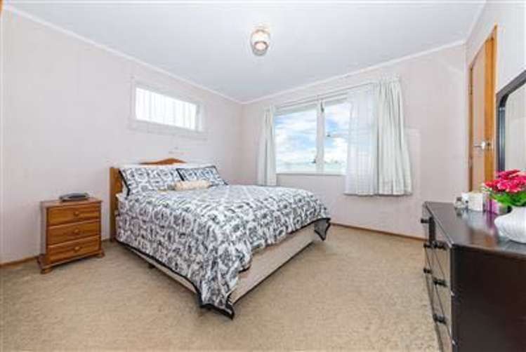 32 Kirrie Avenue Te Atatu South_4